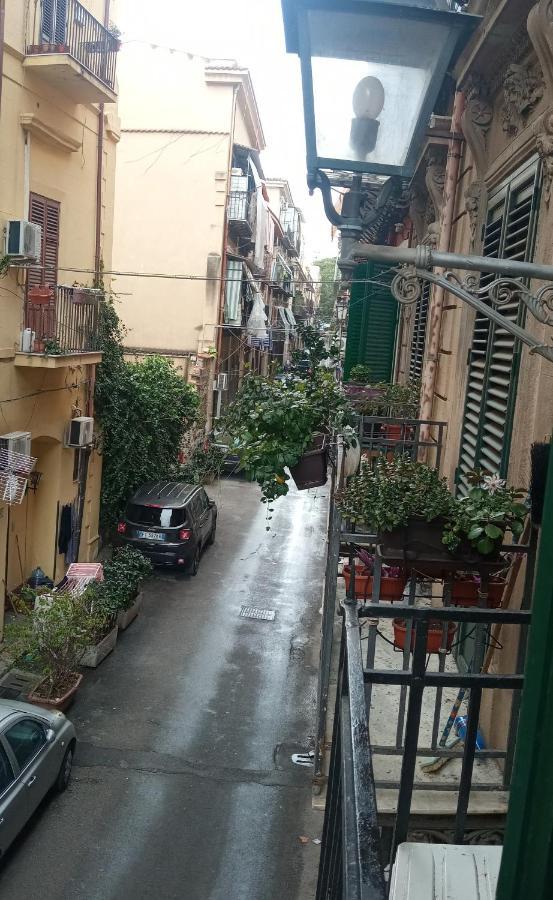 Ferienwohnung Zu' Nicola Palermo Exterior foto